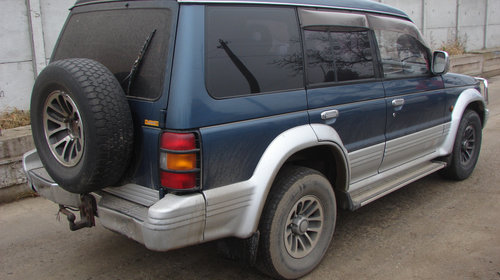 Carcasa cu termostat Mitsubishi Pajero 2