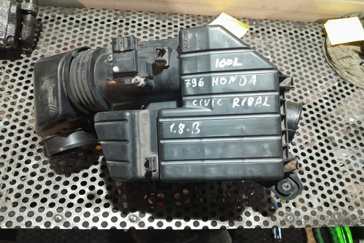 Carcasa filtru aer 1.8 B Honda Civic 8 [2005 - 200