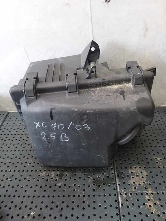 Carcasa filtru aer 2.5 b volvo xc70 8649673