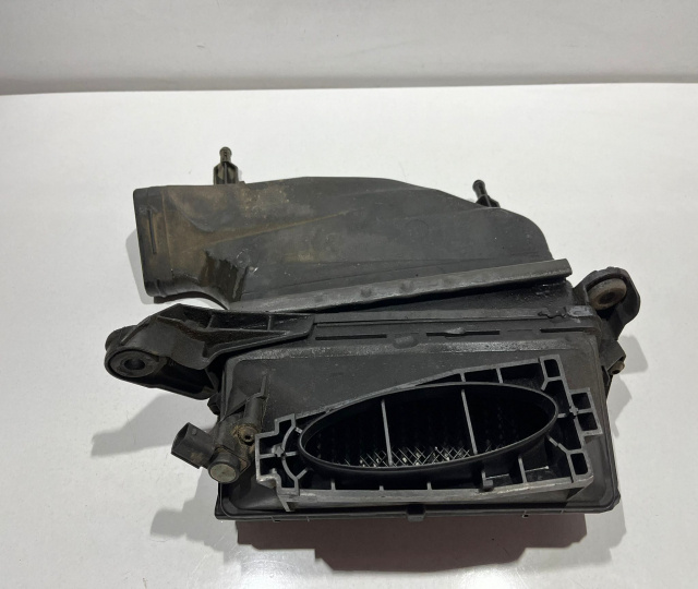 Carcasa filtru aer 350 CDI A6420903101 M