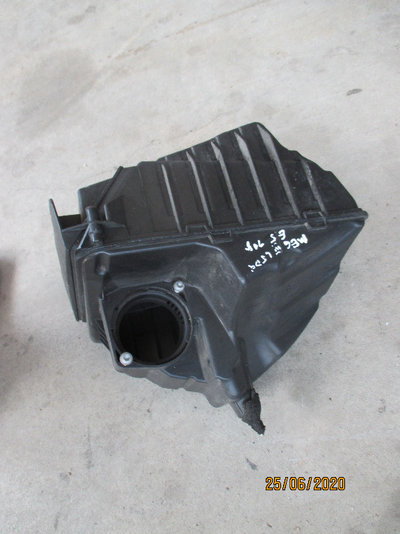 Carcasa filtru aer 8200-947663A Renault Megane III