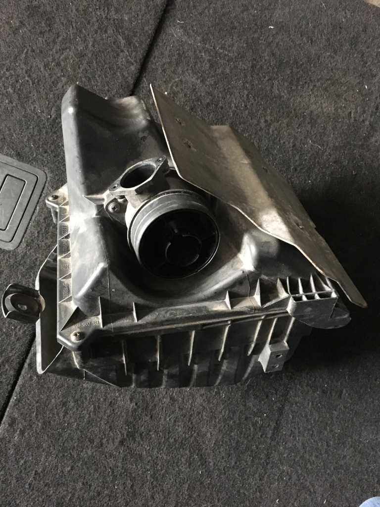 Carcasa filtru aer Audi A4 03G133837 03G 133 837 0