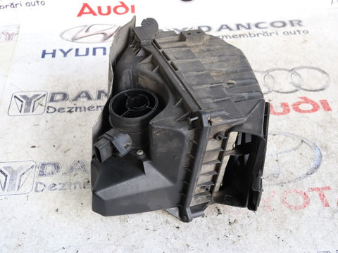 CARCASA FILTRU AER AUDI A4 B7 2.0 TDI / 2007 / CONTINE SI DEBITMETRU / COD - 03G 133 837