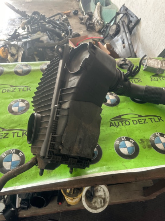 Carcasa filtru aer Audi Q7 4L/Vw Touareg 7L6129601Q