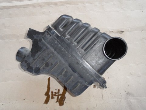 Carcasa filtru aer Chevrolet Captiva 2.4 benzina Z24SED