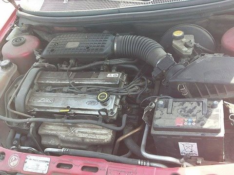 Carcasa filtru aer Ford Mondeo 1.6 benzina 1995