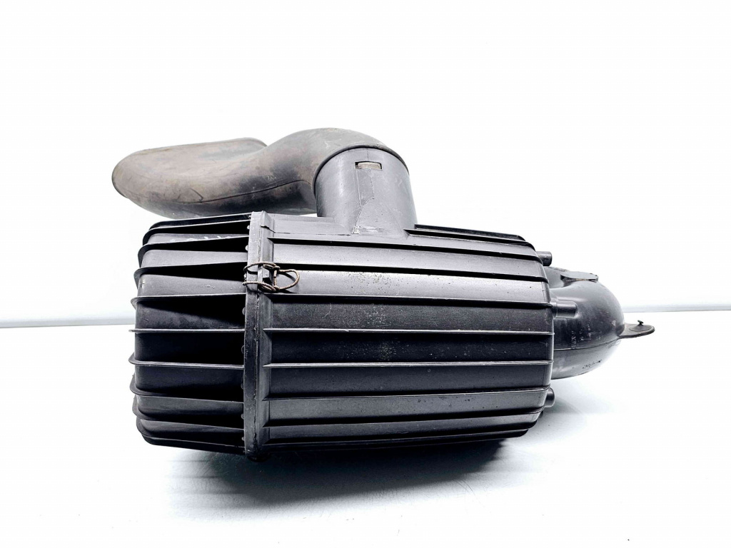 Carcasa filtru aer Iveco Daily IV Van [Fabr 2006-2012] 504154698 2.3 F1AE0481 85KW / 116CP