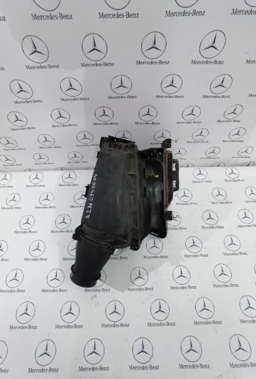 Carcasa filtru aer Mercedes CLA C117 A2700900601