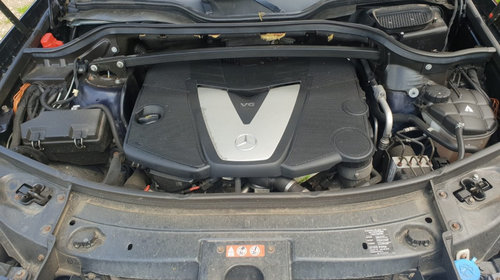 Carcasa filtru aer Mercedes GL-Class X16