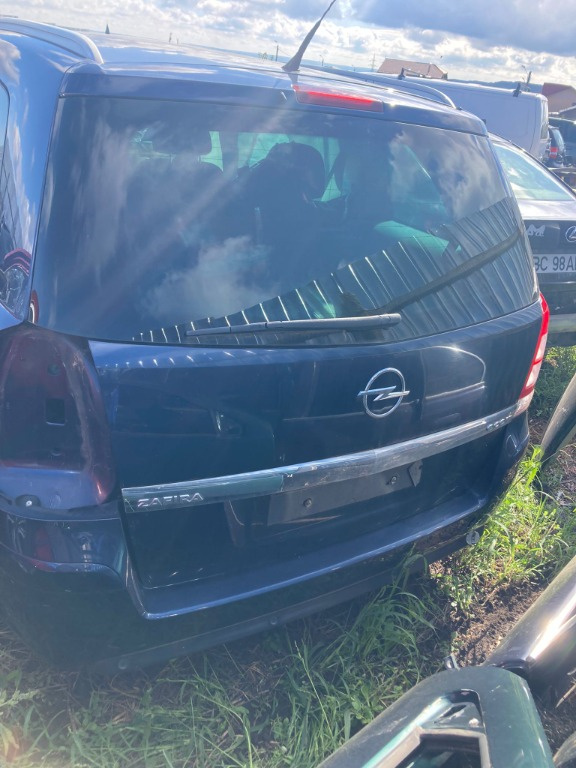 Carcasa filtru aer Opel Zafira B 2011 br
