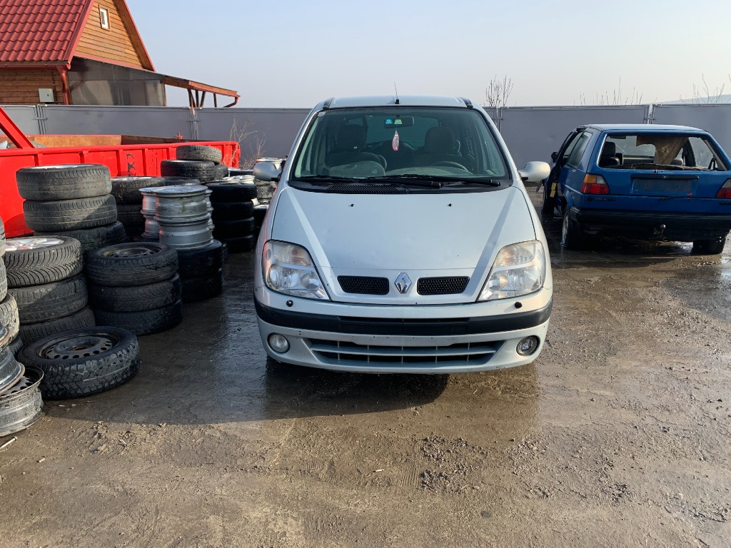 Carcasa filtru aer Renault Scenic 2003 limuzina multipla 1,9 dci