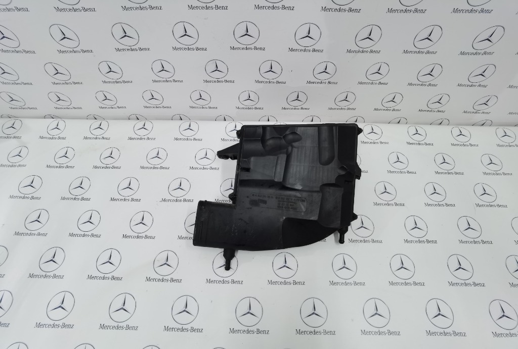 Carcasa filtru aer stanga Mercedes A6420901901