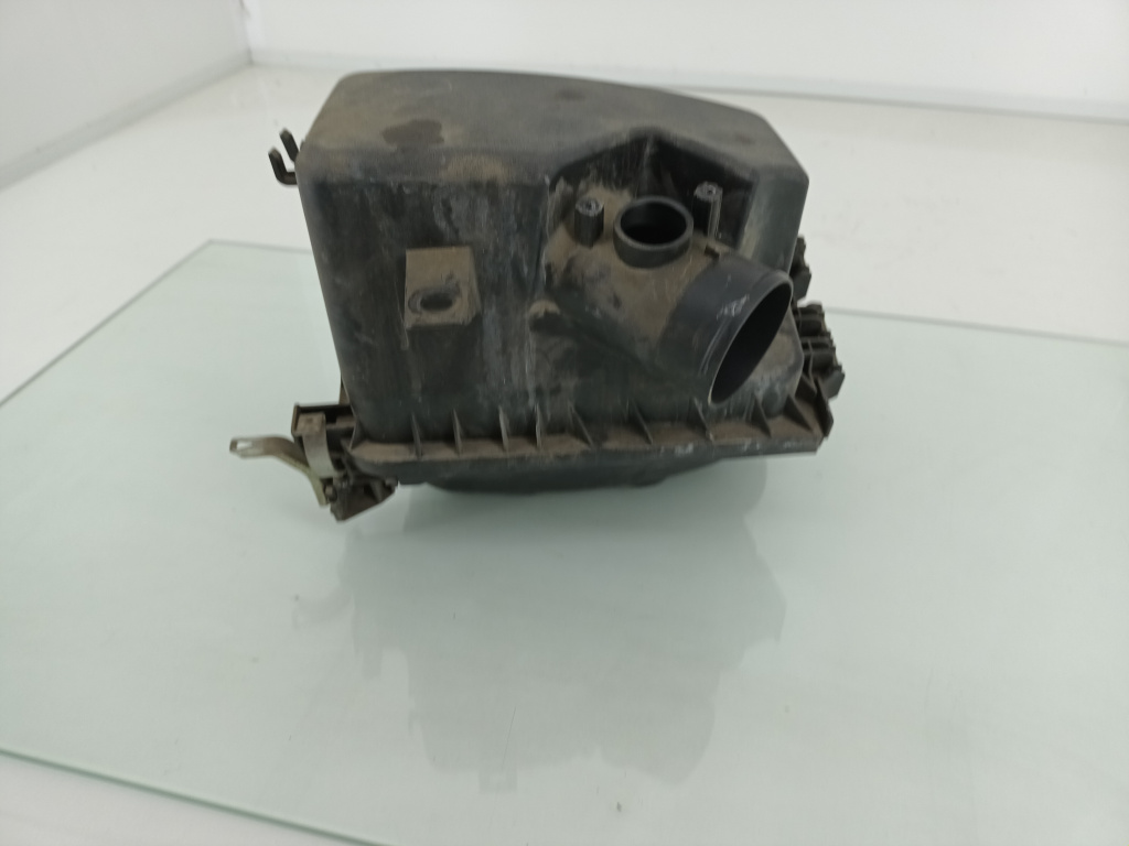 Carcasa filtru aer Toyota AURIS 1.6i / 1ZR-FAE 2007-2012 D15-3-2 DezP: 19453