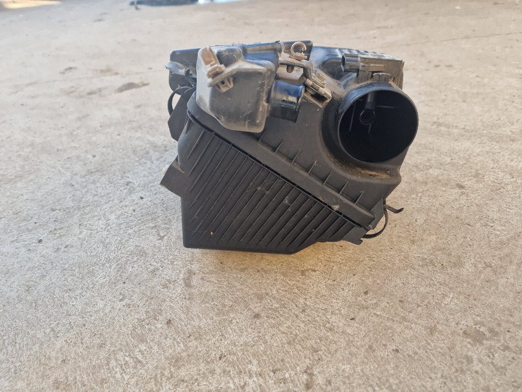 Carcasa filtru aer Toyota Land Cruiser J
