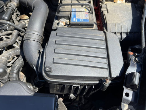 Carcasa Filtru Aer Volkswagen Caddy 1.6 BGU BSE BSF 2004 - 2015 Cod 1K0129607AQ 1K0129610B 1K0129601BT [C4119]