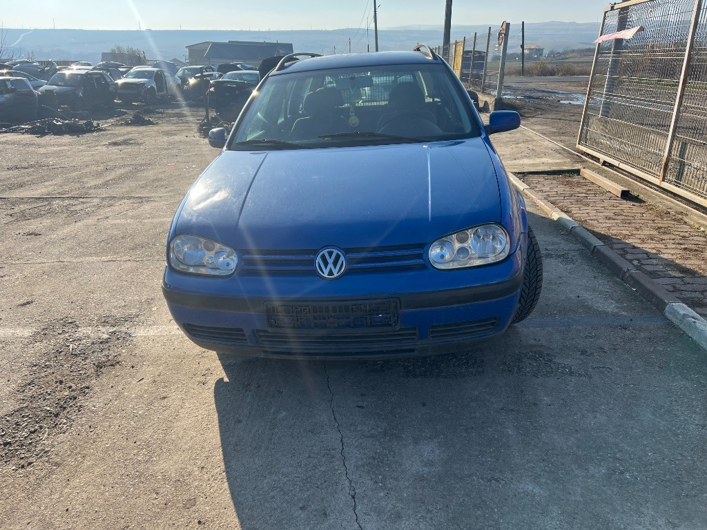 Carcasa filtru aer Volkswagen Golf 4 2000 break 1,6 benzina