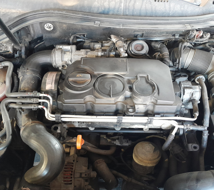 Carcasa filtru aer Volkswagen VW Passat B6 [2005 - 2010] wagon 5-usi 2.0 TDI MT (140 hp)
