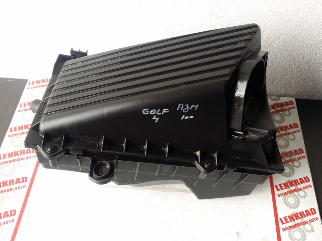 Carcasa filtru aer vw golf 4 ajm
