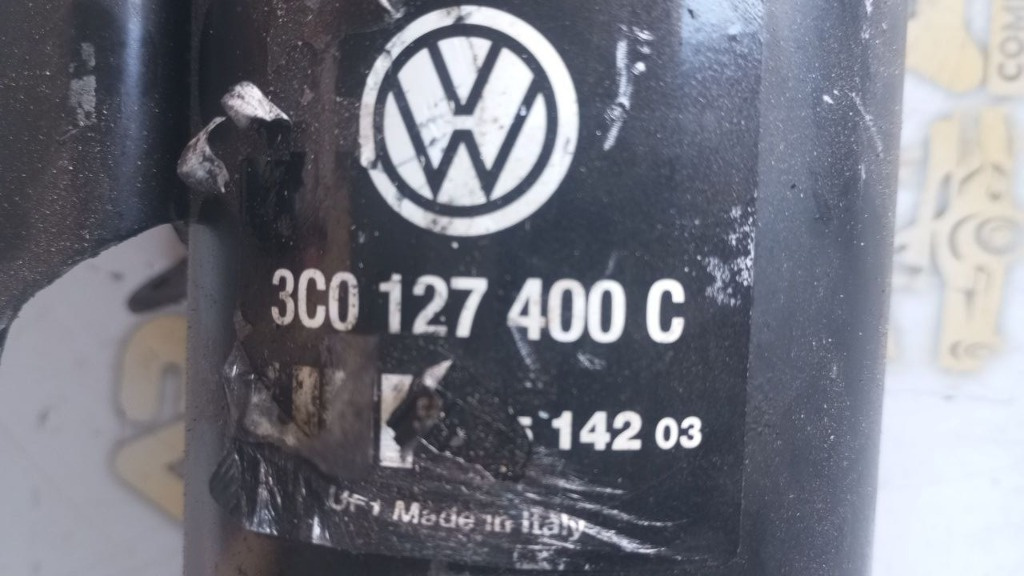 Carcasa filtru combustibil VW Caddy III 