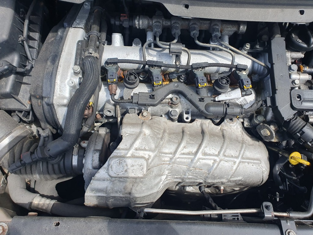 Carcasa filtru motorina Opel Zafira C 20