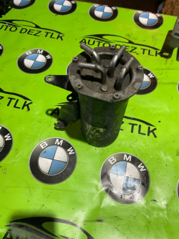 Carcasa filtru motorina Skoda Octavia 2 1.6 CAYC 3C0127400D