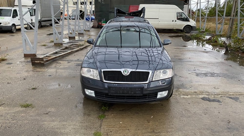 Carcasa filtru motorina Skoda Octavia 2 