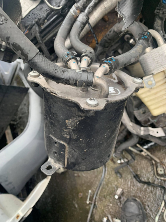 Carcasa filtru motorina Volkswagen Touareg 3.0 TDI, cod 7L6127401F