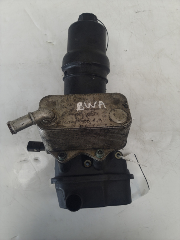Carcasa filtru ulei Audi A4 an 2007 BUL cod piesa 