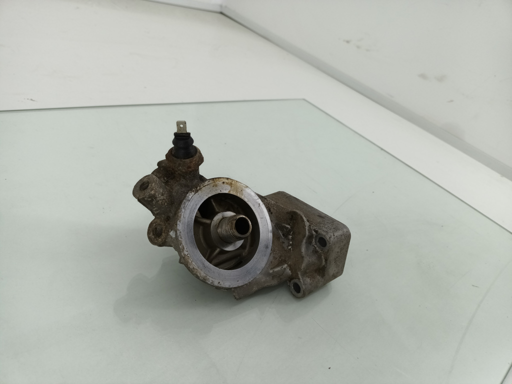 Carcasa filtru ulei Audi A4 B5 ADP / AHL
