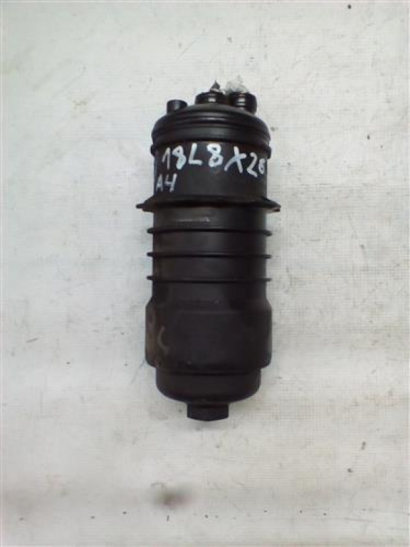 Carcasa filtru ulei Audi A6 / A4 / Q7 / A8 3.0TDI An 2002-2009 cod 8558686