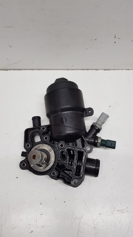 Carcasa Filtru Ulei Cu Termostat Volkswagen Touareg 3.0 TDI CRC 2010-2016 059115389