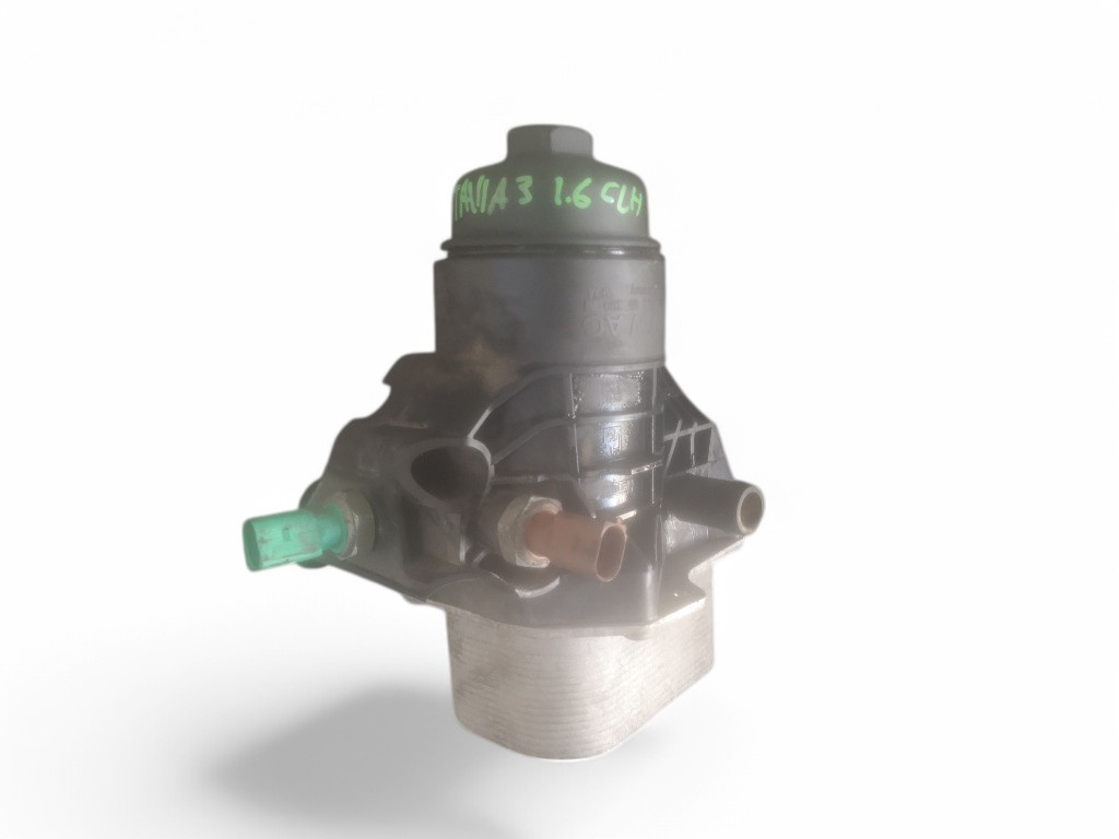 Carcasa filtru ulei Skoda Octavia 3 Break 1.6 TDI 105 cai motor CLH CLHA an 2014 cod 03n117021 03n115389