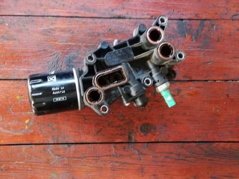 Carcasa filtru ulei VW Polo 6C 1.4 TDI 75 cai motor CUS CUSA an 2014 2015 2016 2017 2018 cod 04B115389B