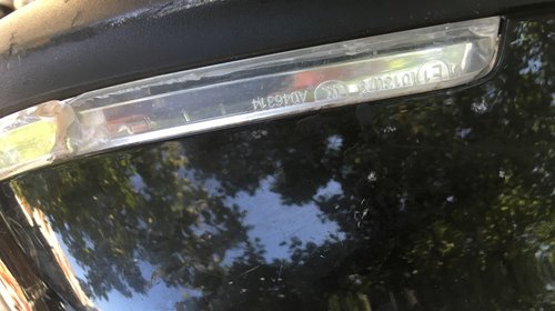Carcasa oglinda BMW F20 cu zgarieturi