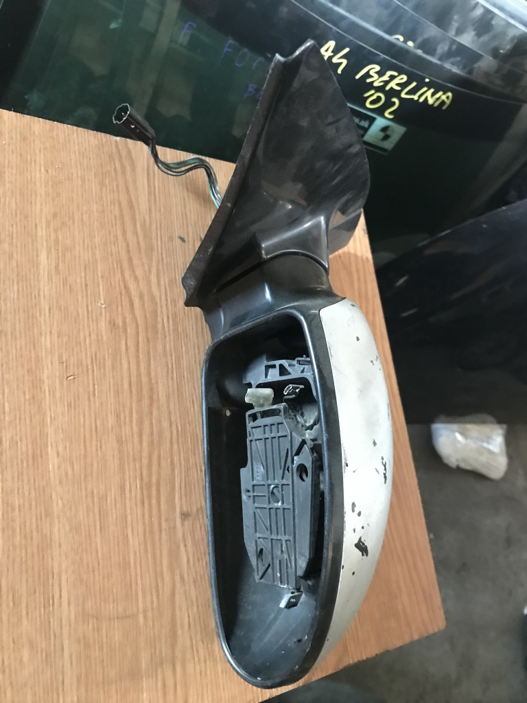 Carcasa oglinda Ford Focus 1 2002