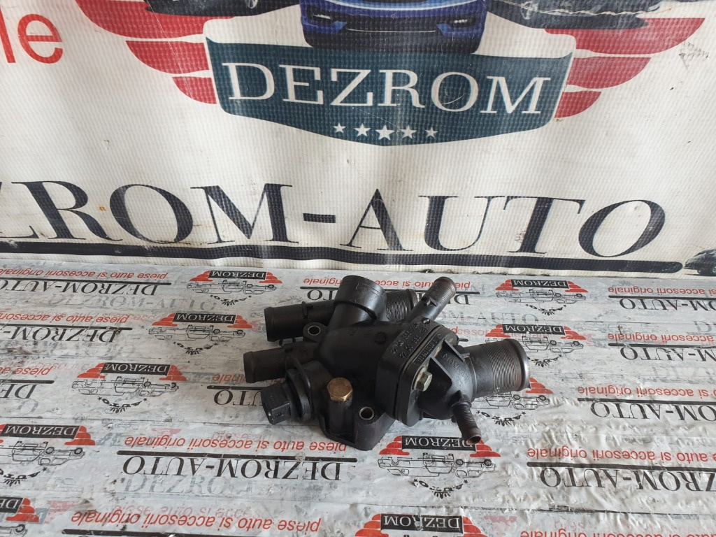 Carcasa termostat RENAULT Megane Scenic 2.0 i 109/114 CP cod piesa:8200065394