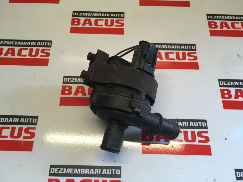 Carcasa termostat Volkswagen Passat B7 cod: v7548004