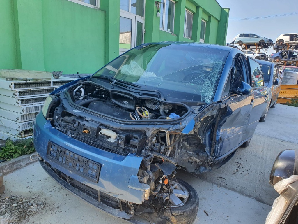 Carenaj aparatori noroi fata Audi A2 200