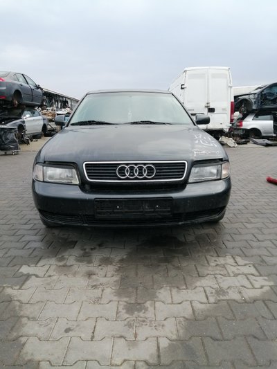 Carenaj aparatori noroi fata Audi A4 B5 1997 BERLI