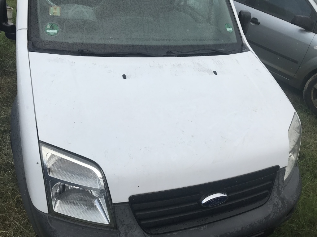 Carenaj aparatori noroi fata Ford Transit Connect 