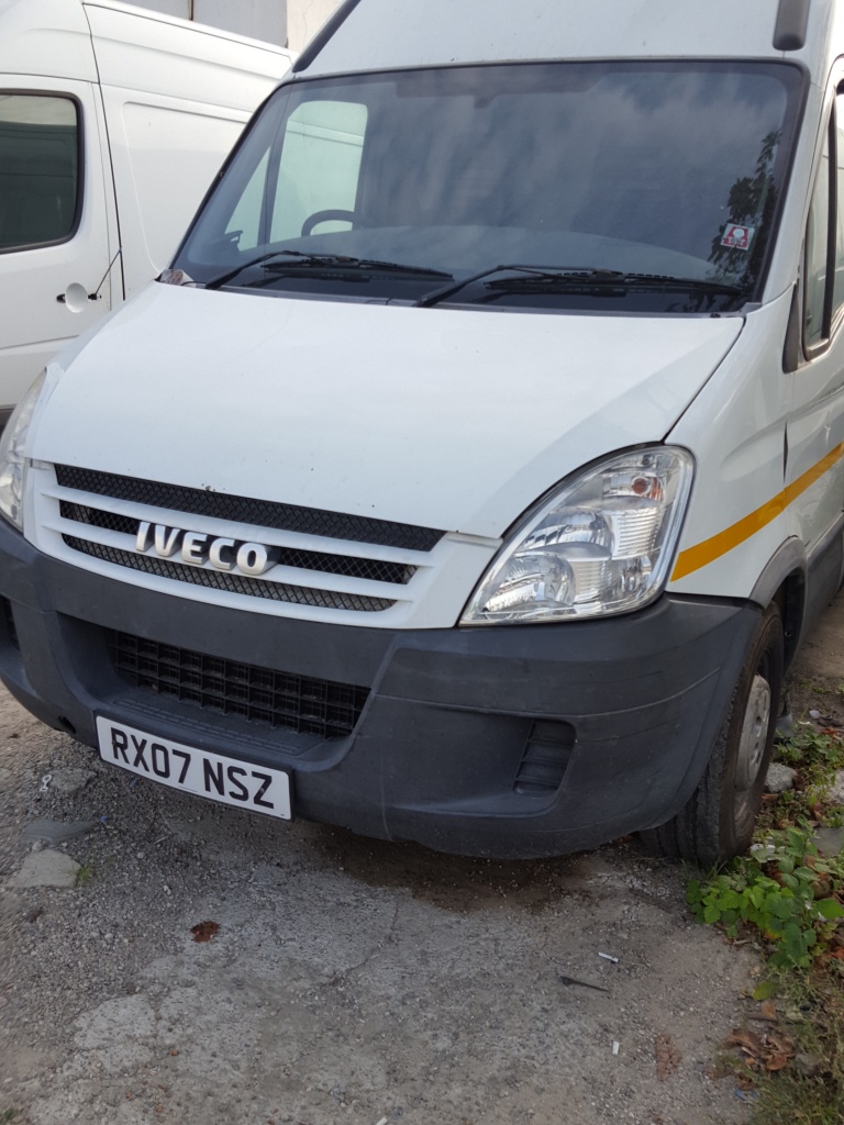 Carenaj aparatori noroi fata Iveco Daily IV 2009 duba 2.3