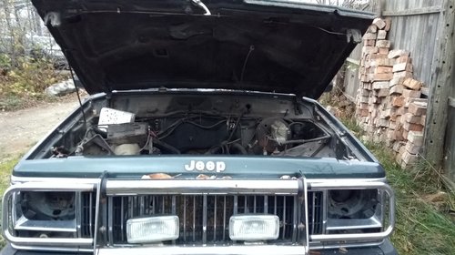 Carenaj aparatori noroi fata Jeep Cherok