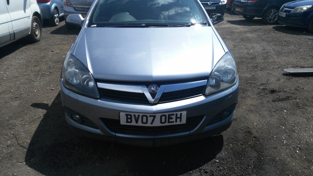 Carenaj aparatori noroi fata Opel Astra H 2007 GTC 1.6