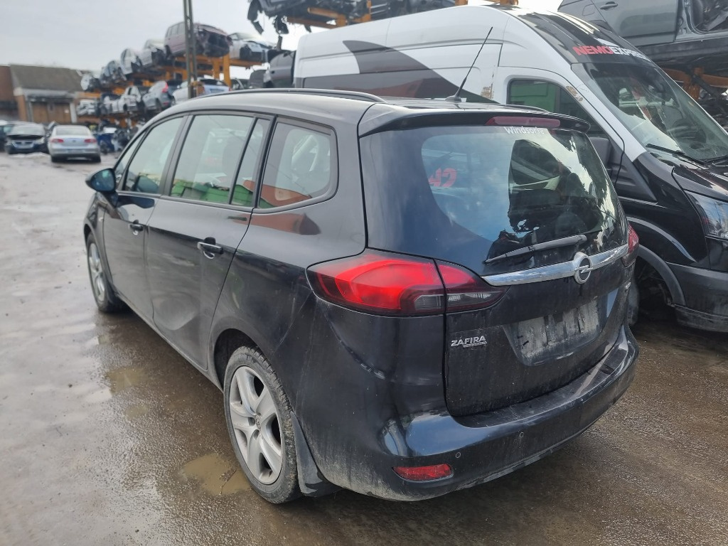 Carenaj aparatori noroi fata Opel Zafira