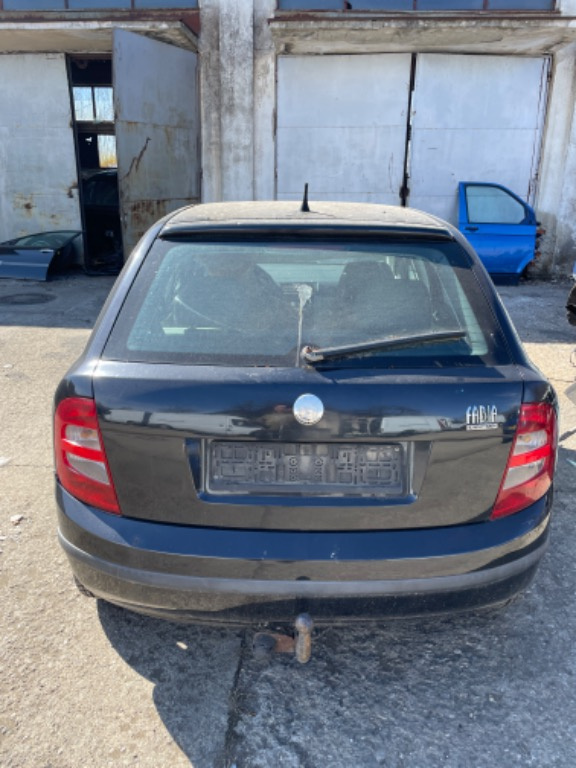 Carenaj aparatori noroi fata Skoda Fabia
