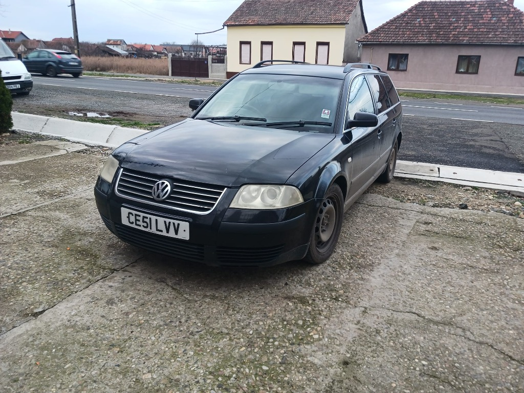 Carenaj aparatori noroi fata Volkswagen Passat B5 2003 combi 1.9