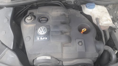 Carenaj aparatori noroi fata VW Passat B