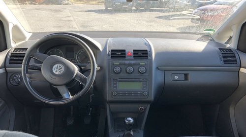 Carenaj aparatori noroi fata VW Touran 2