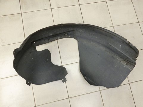 Carenaj pe partea stanga si dreapta fata de la Audi A4 2002 1.9 TDI