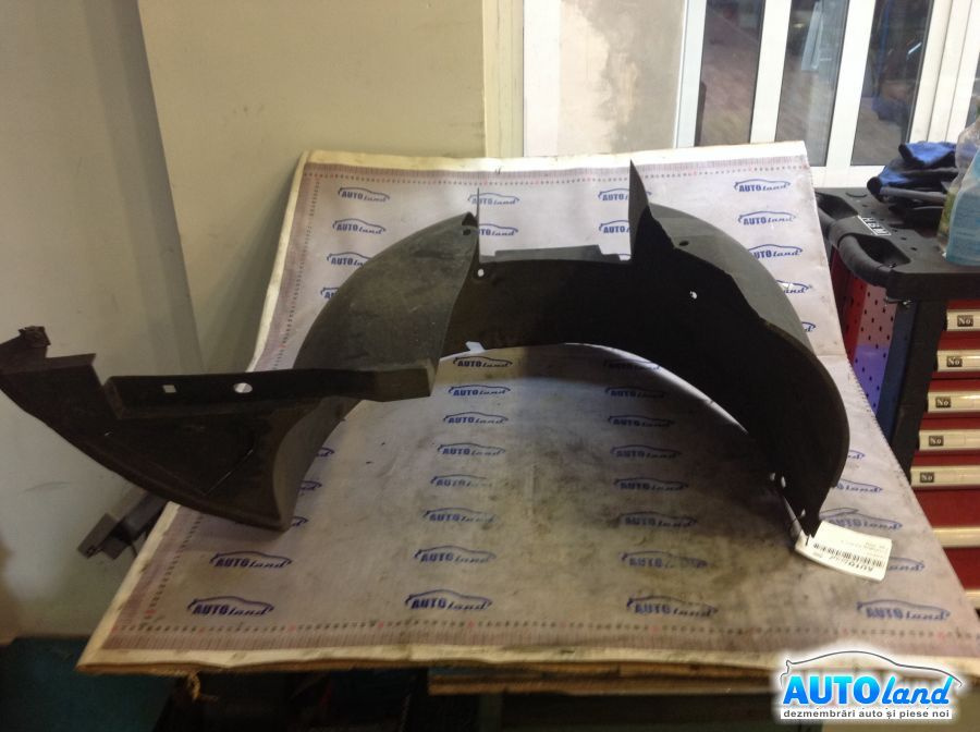 Carenaj Roata 9641872480 Dreapta Fata Citroen C3 FC 2002
